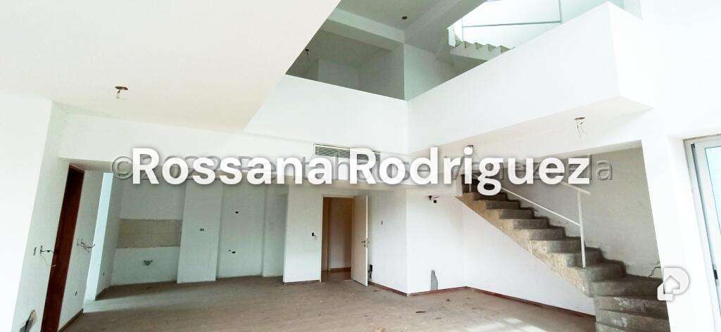 Apartamento en Campo Alegre, Caracas – 11