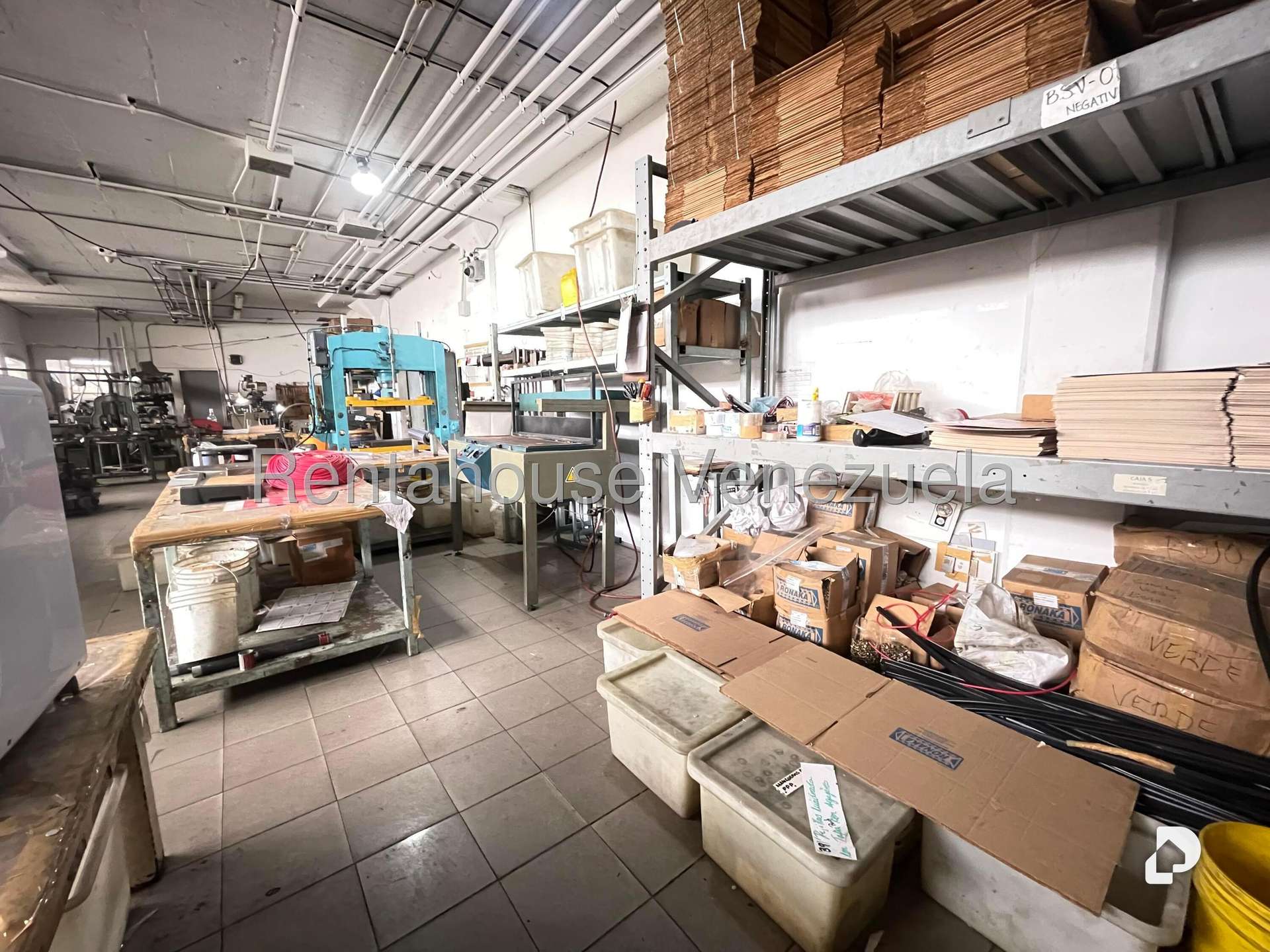 Local comercial en Los Ruices, Caracas – 13