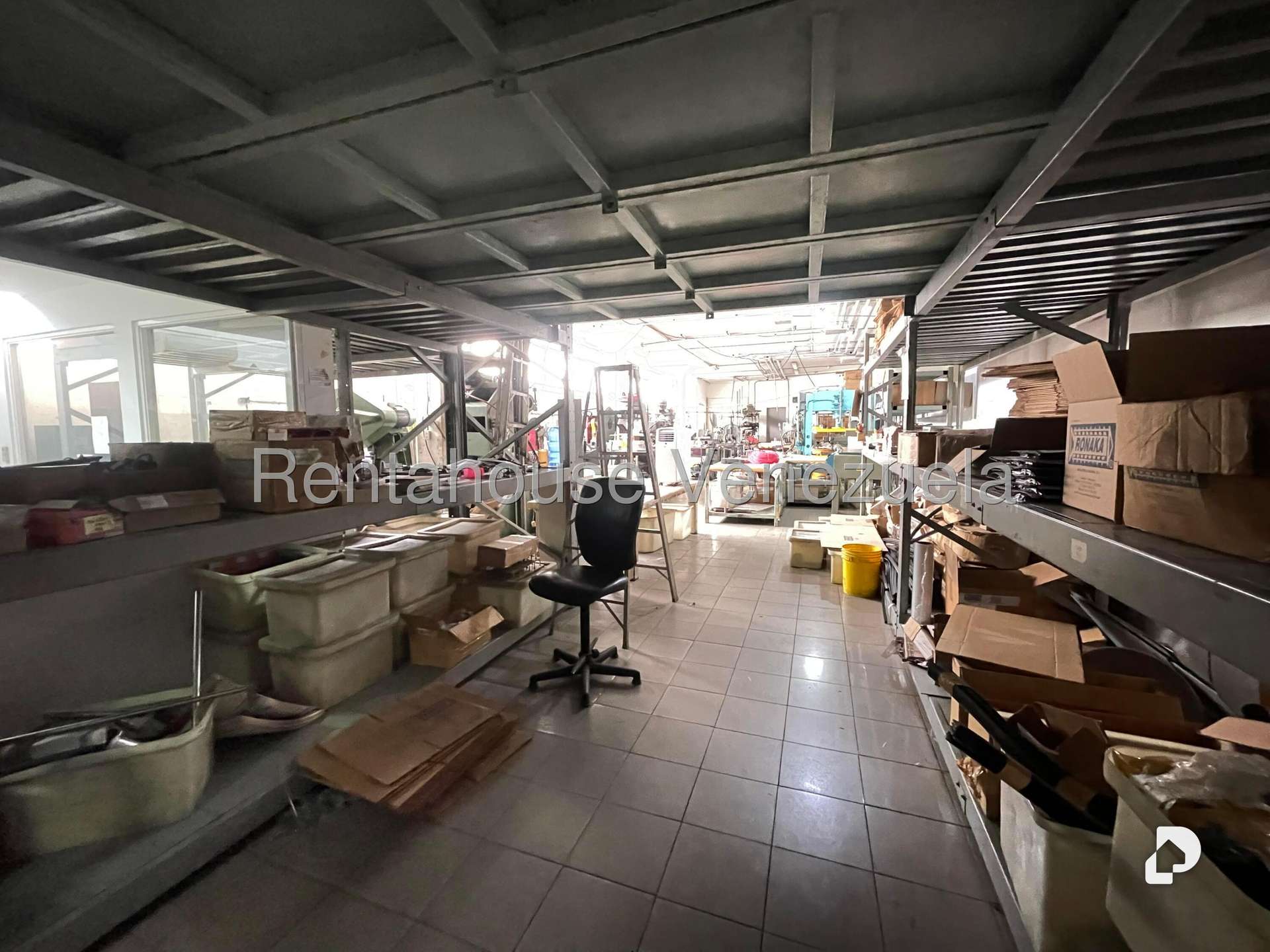 Local comercial en Los Ruices, Caracas – 12