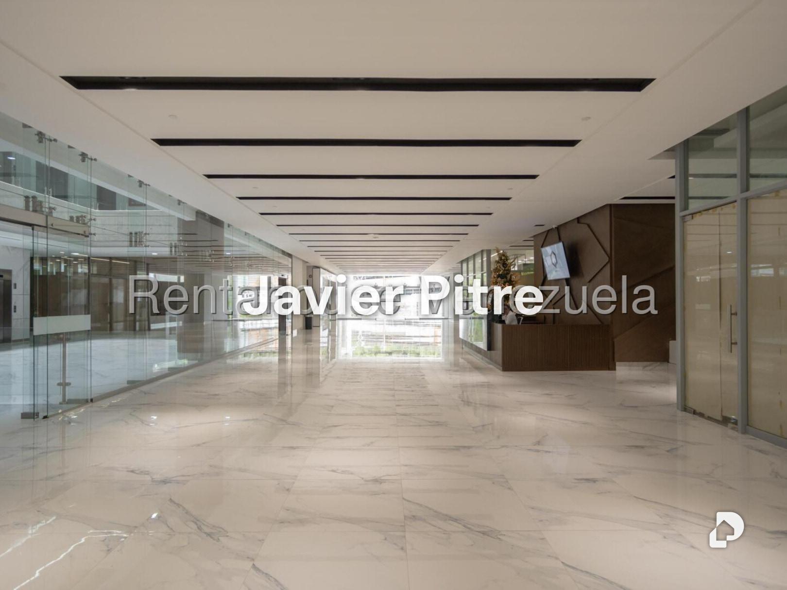 Oficina en Los Naranjos (del Cafetal), Caracas – 1