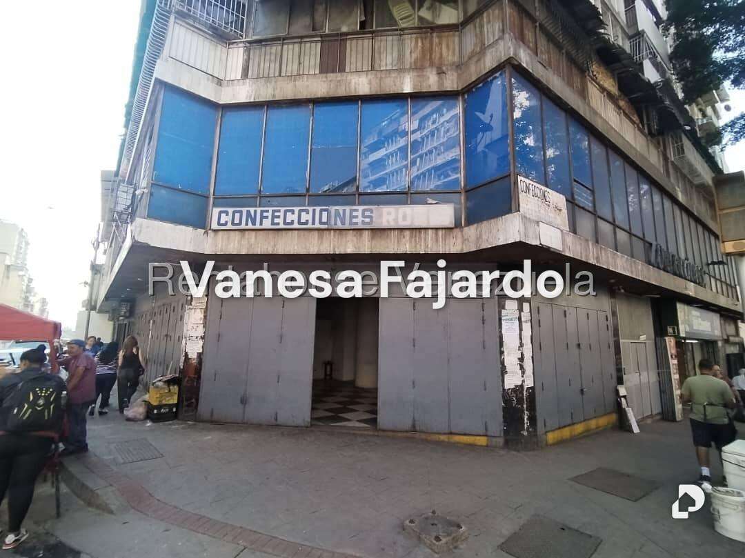 Local comercial en Parroquia La Candelaria, Caracas – 1