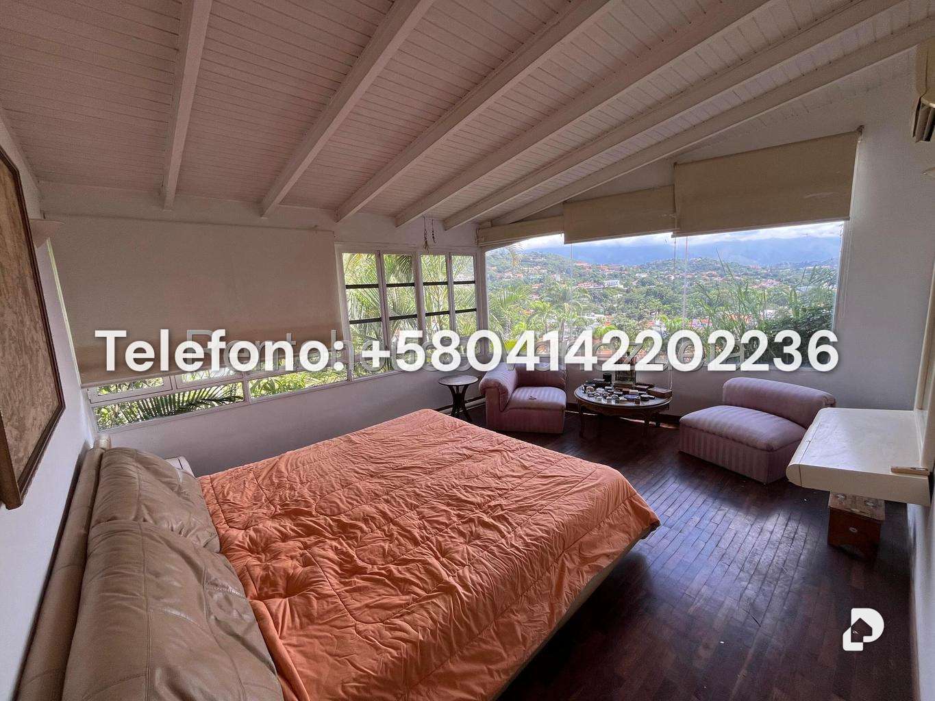 Casa en Prados del Este, Caracas – 30