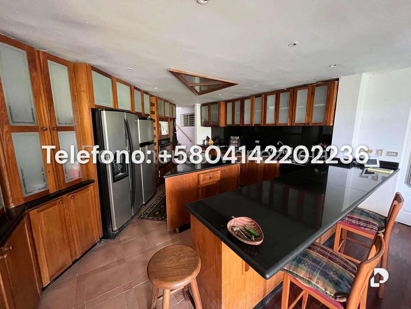 Casa en Prados del Este, Caracas – 19