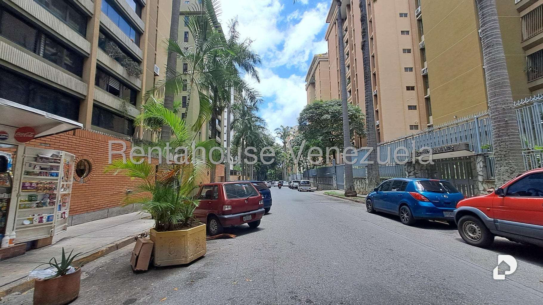 Apartamento en La Urbina, Caracas – 28