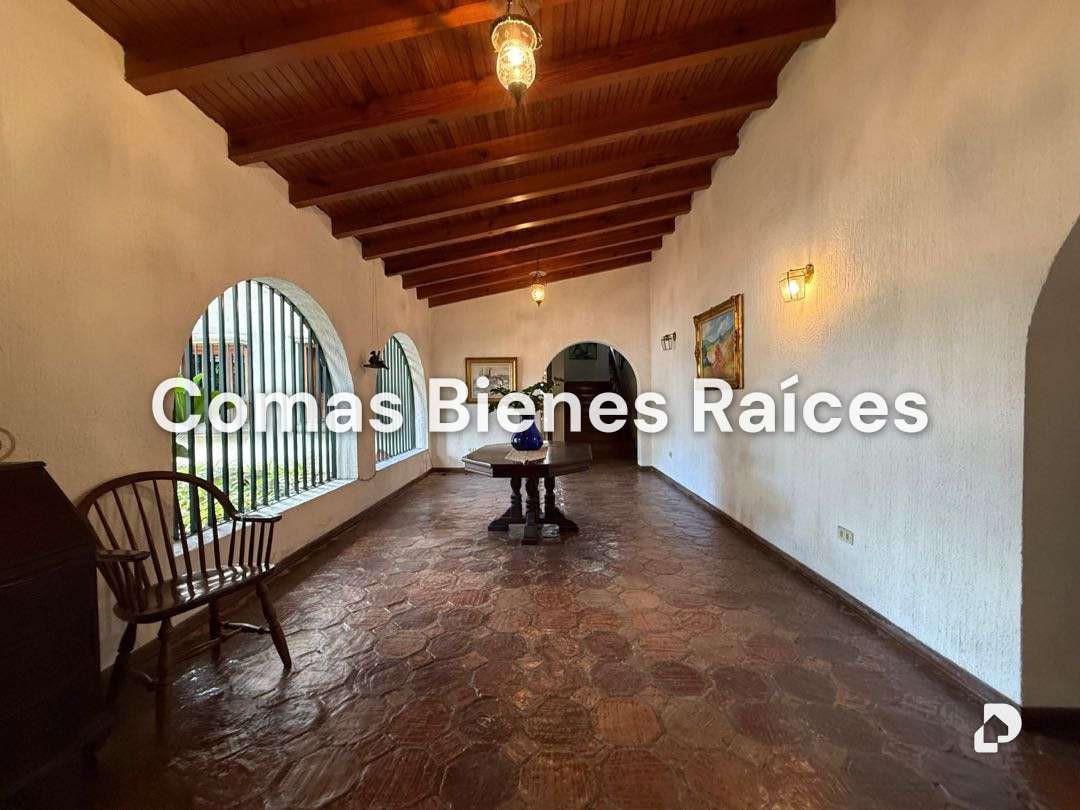 House in Country Club, Caracas – 11