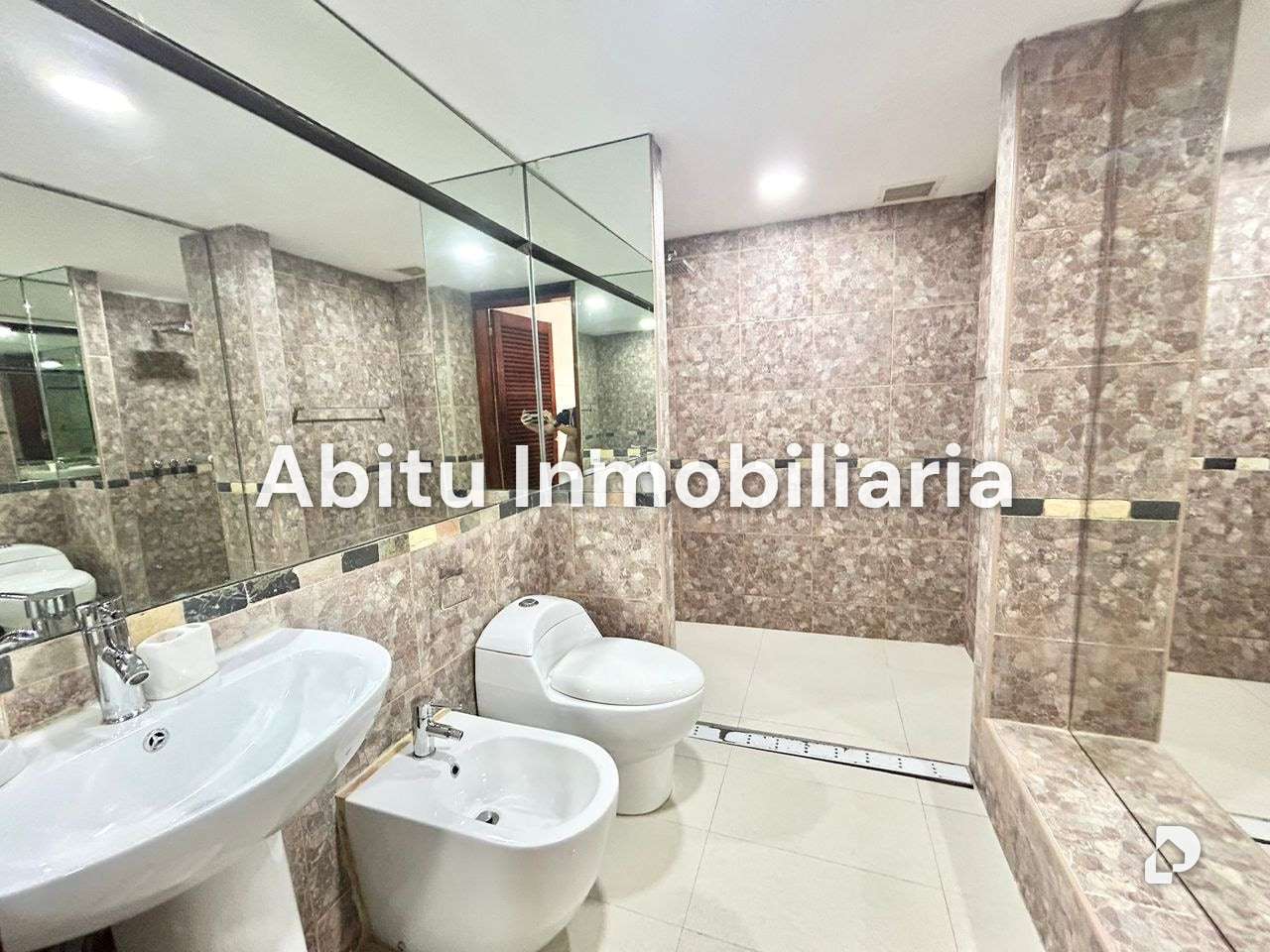 Casa en Sebucan, Caracas – 23