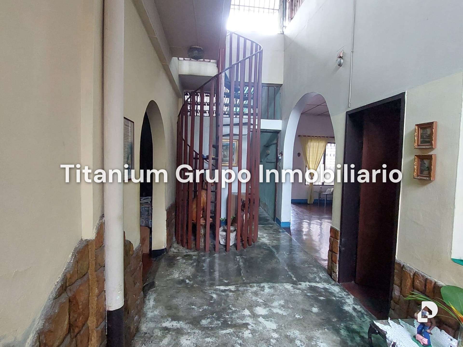 Casa en Barrio Santa Rosa, Maracay – 8