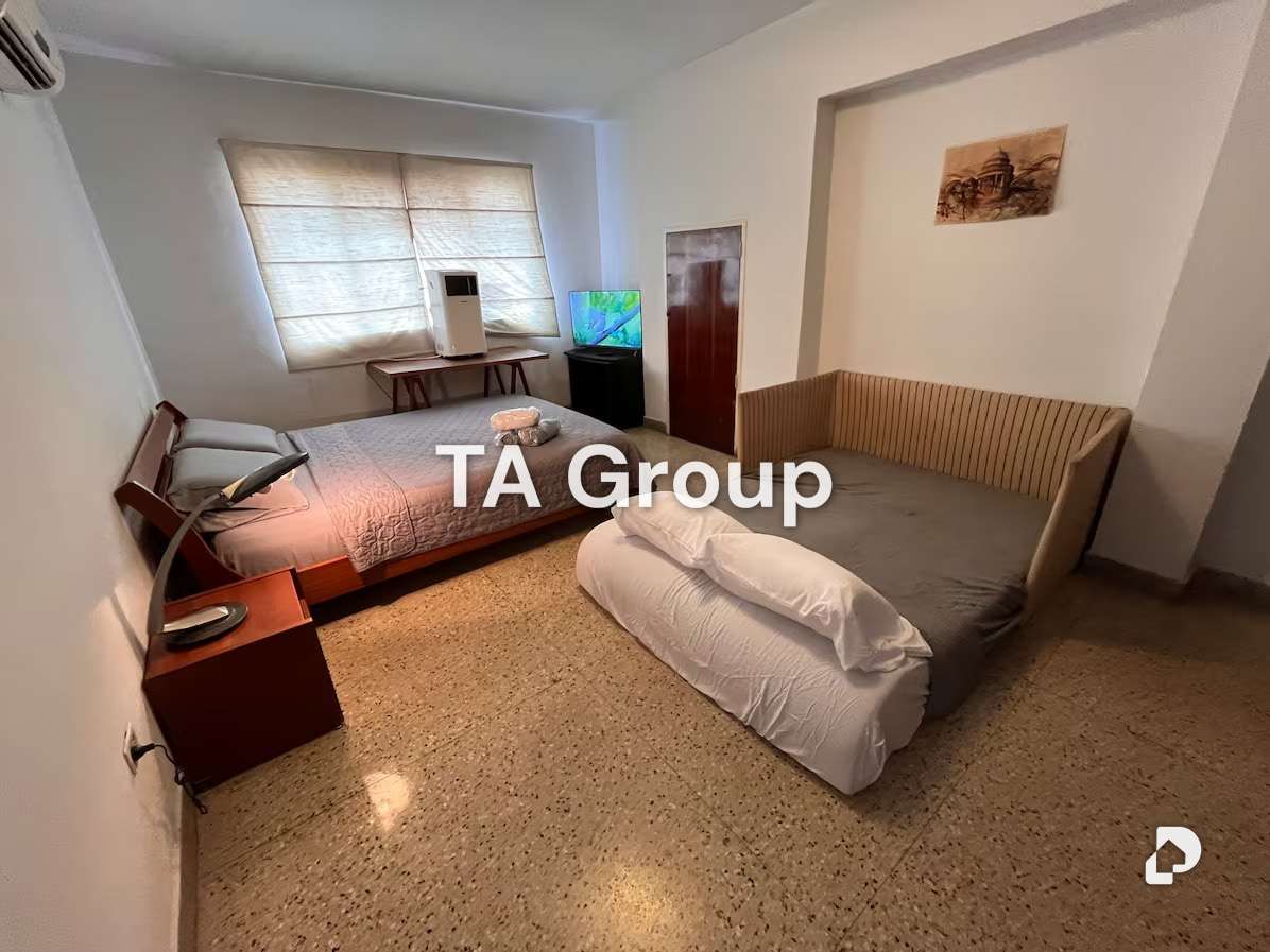 Apartamento en Los Palos Grandes, Caracas – 12