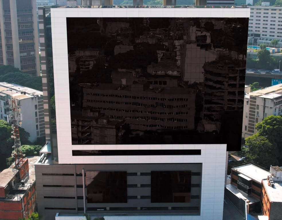 Oficina en Las Mercedes, Caracas - 1