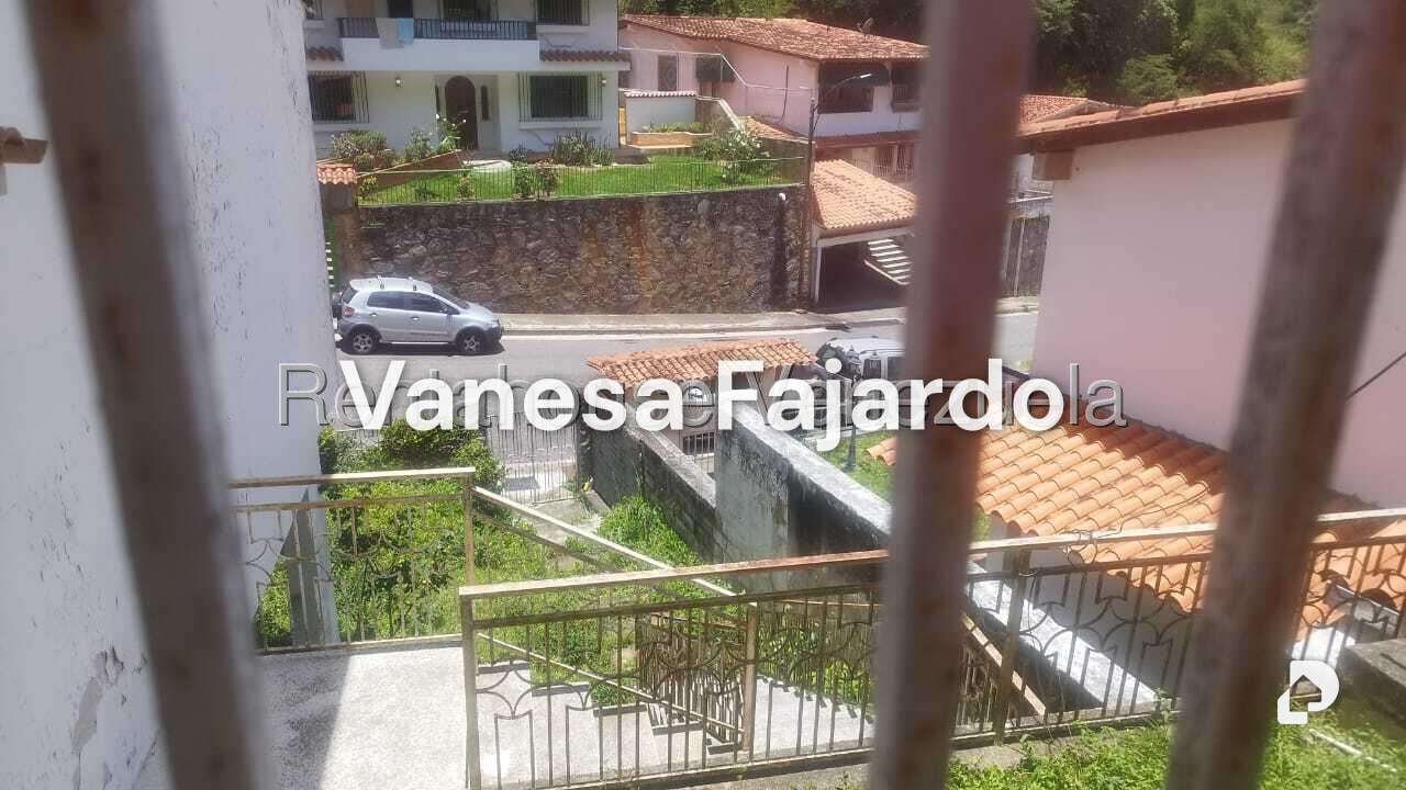 Casa en San Luis, Caracas – 12