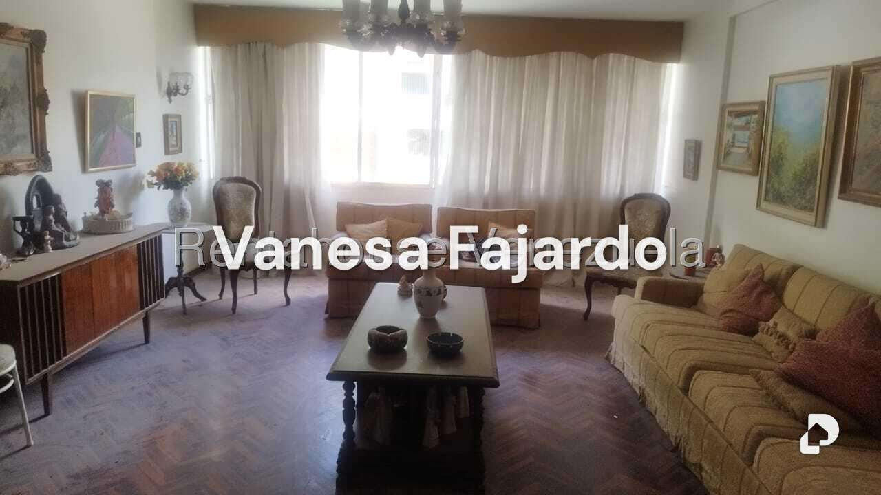 Casa en San Luis, Caracas – 14