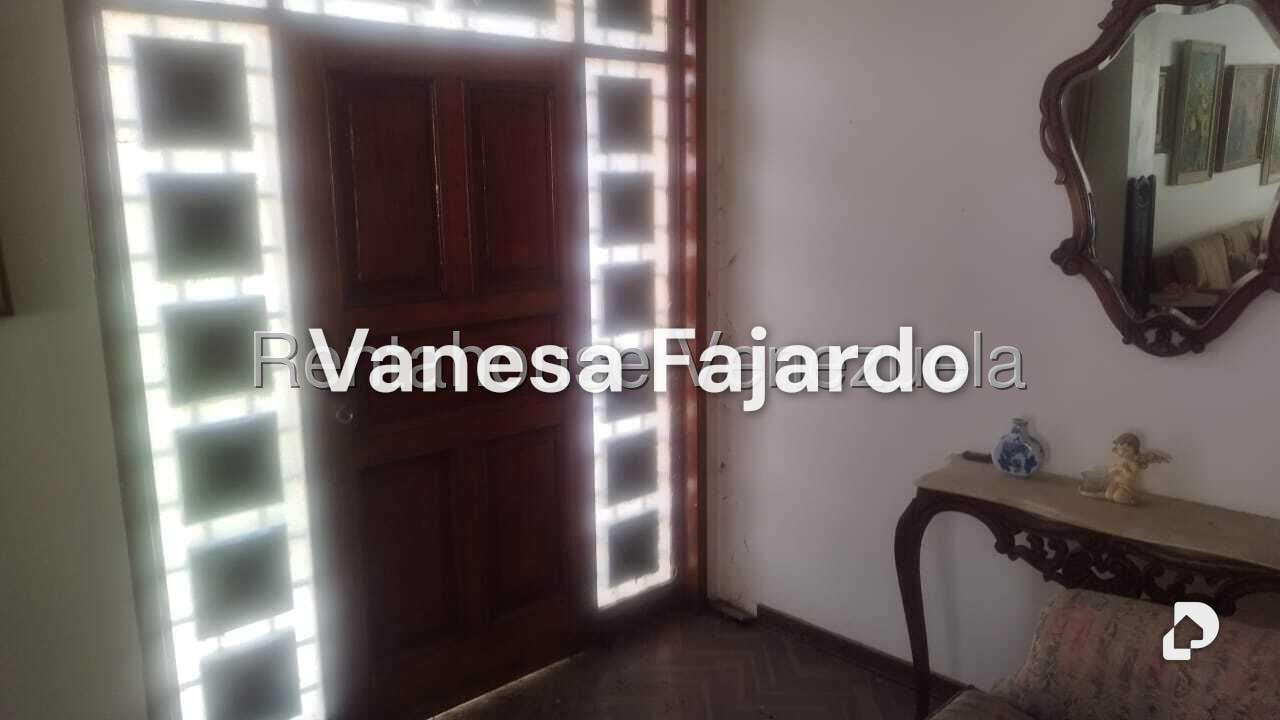 Casa en San Luis, Caracas – 16