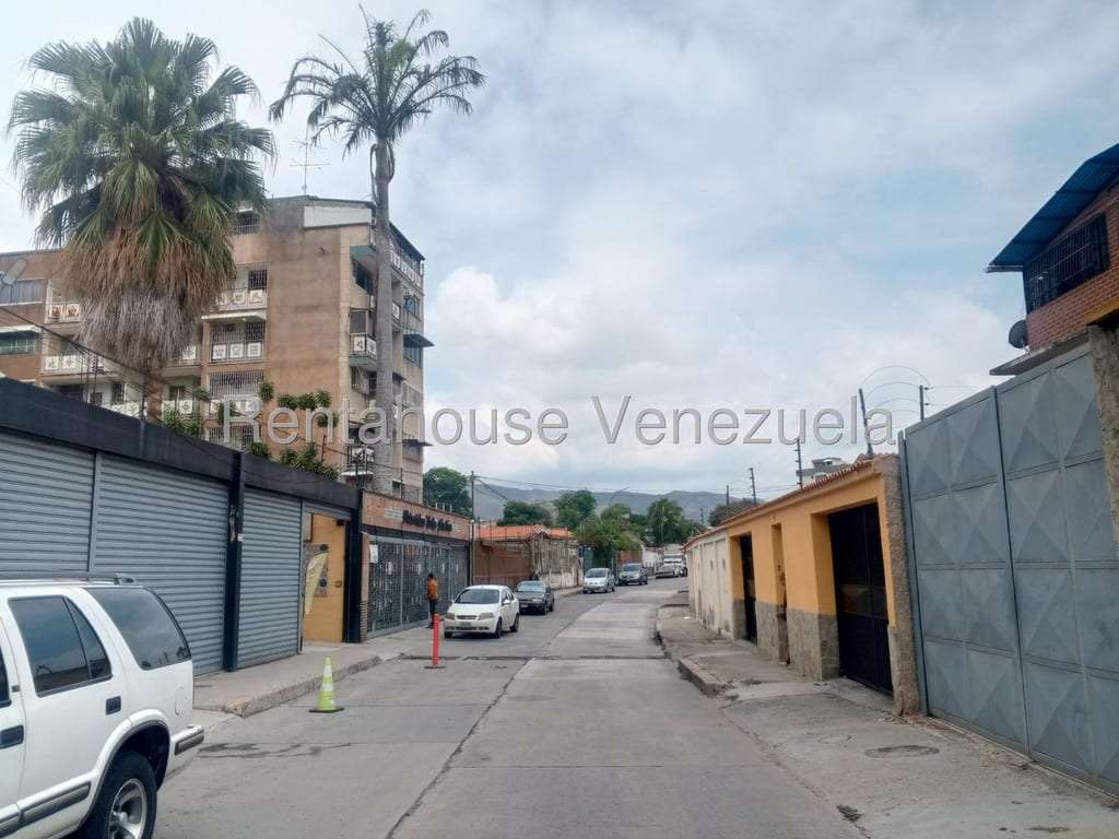 House in Los Rosales, Caracas - 1