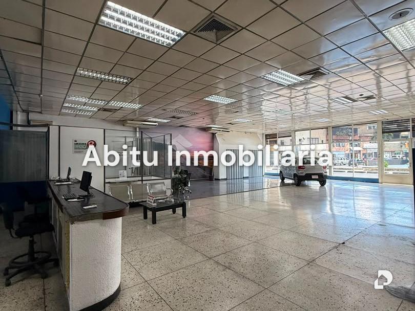 Local comercial en Parroquia Santa Rosalía, Caracas – 5