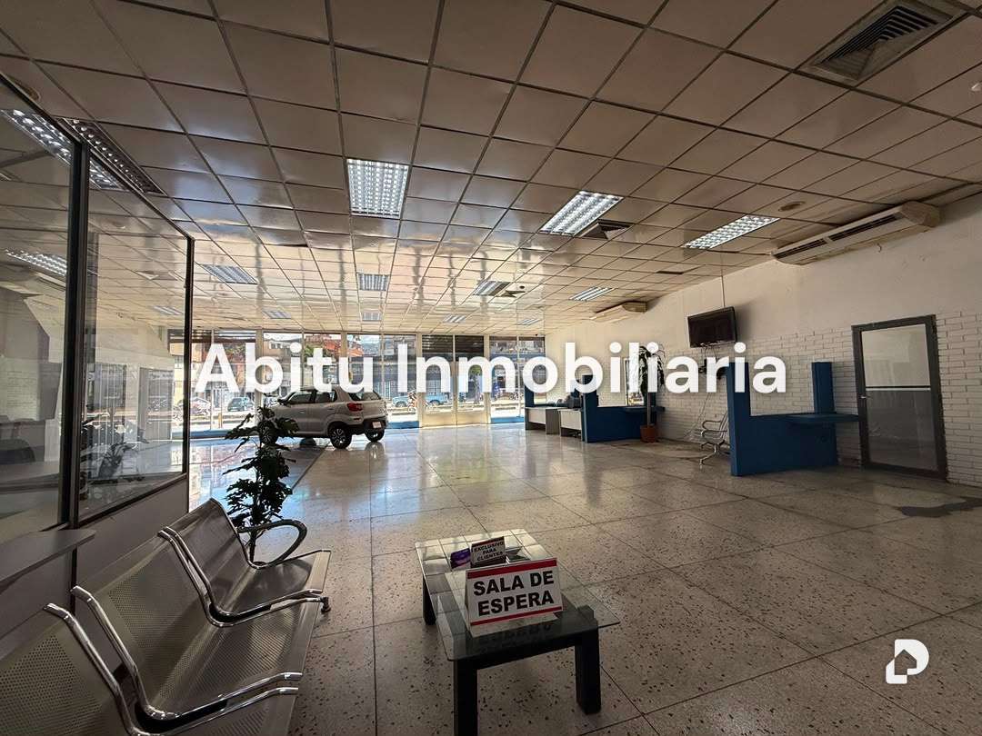 Local comercial en Parroquia Santa Rosalía, Caracas – 1