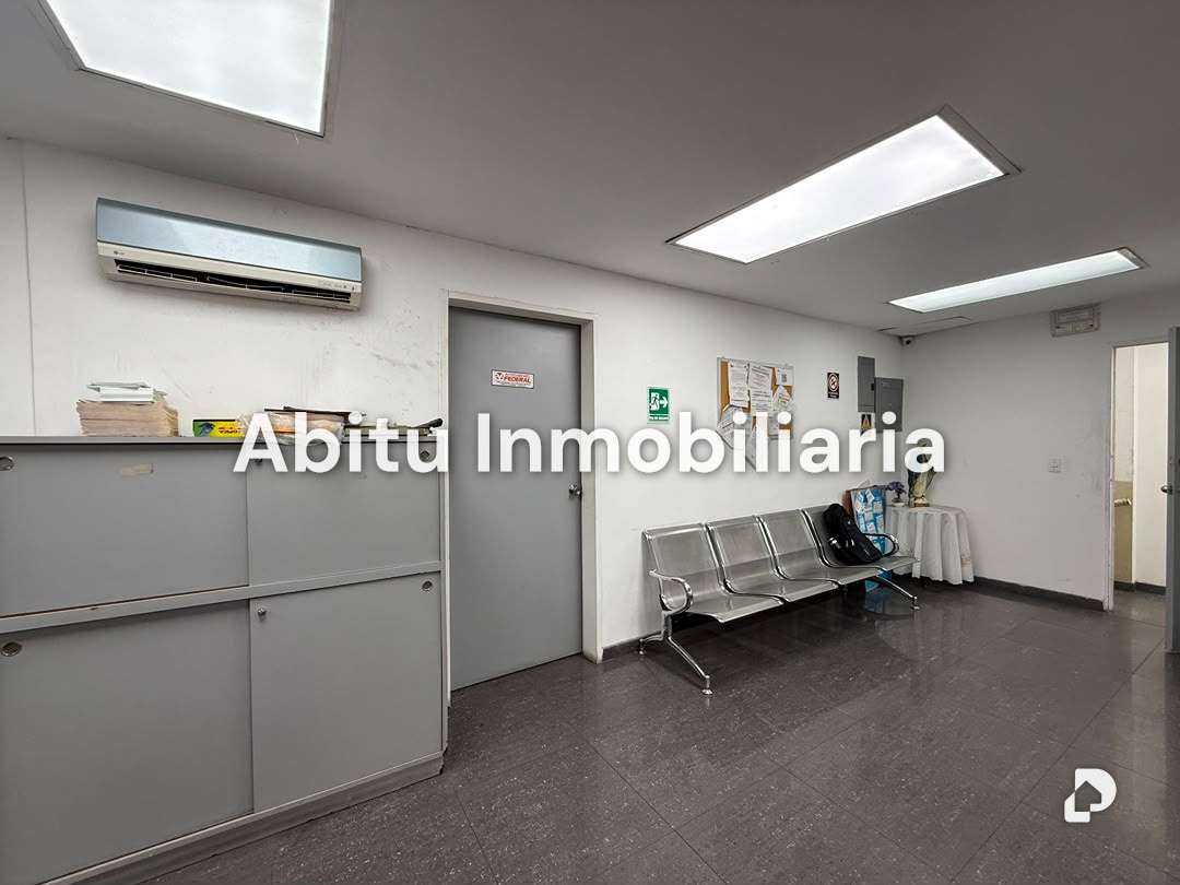 Local comercial en Parroquia Santa Rosalía, Caracas – 11