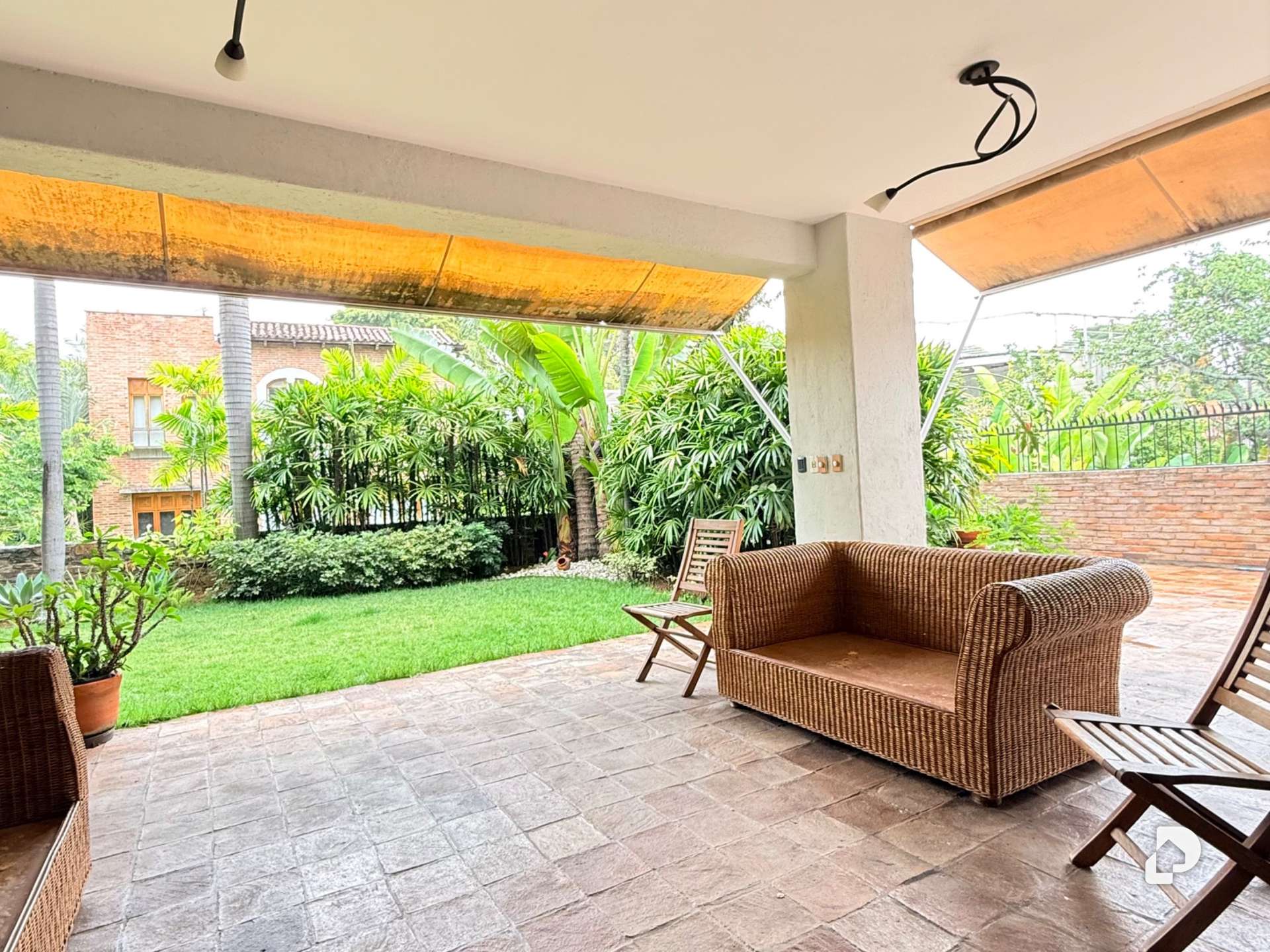 Casa en La Floresta, Caracas – 8
