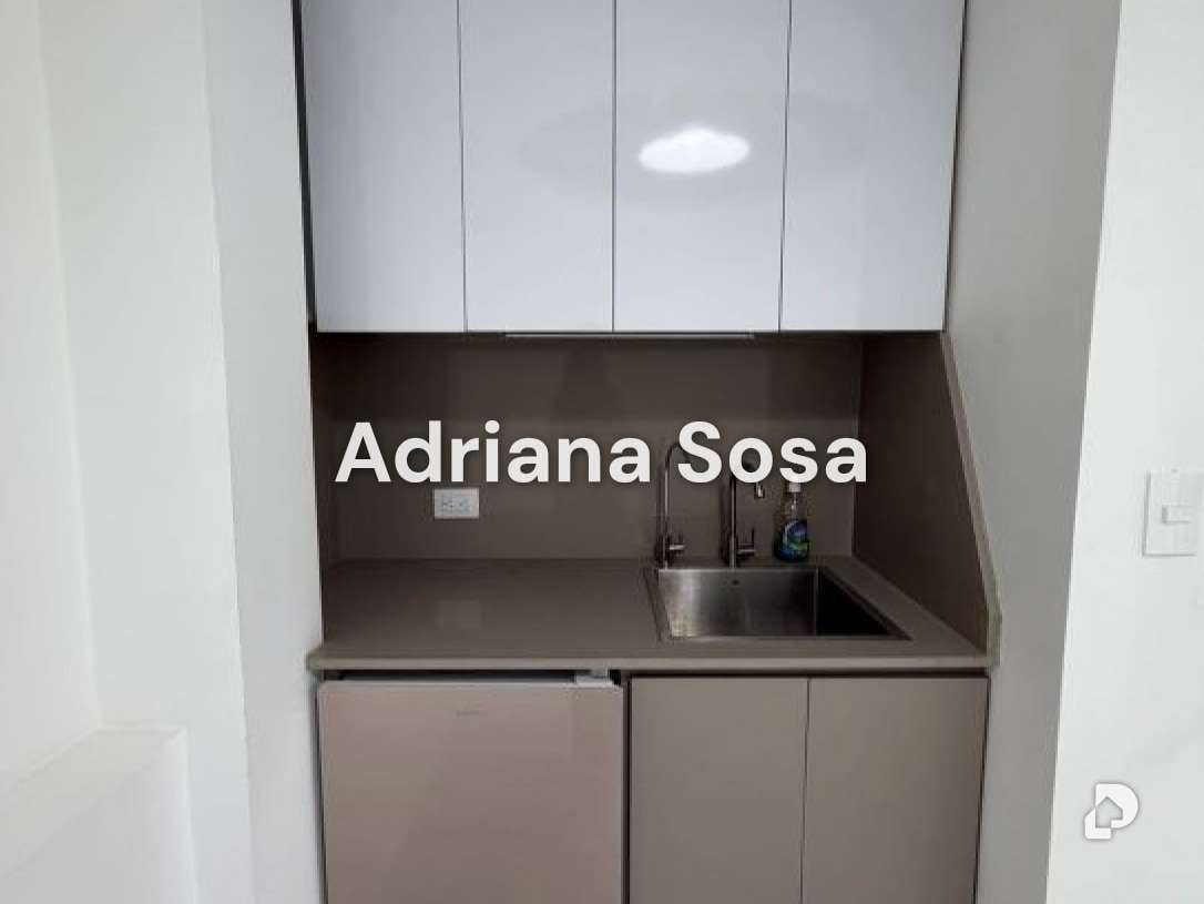 Oficina en Las Mercedes, Caracas – 6