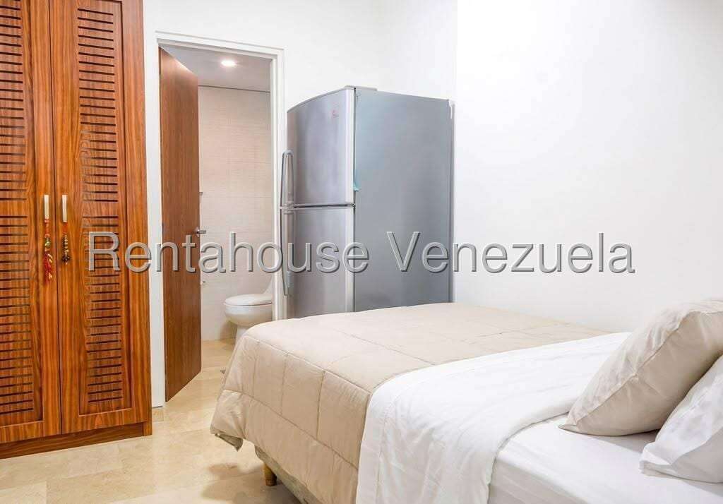 Apartamento en Las Mesetas de Santa Rosa de Lima, Caracas