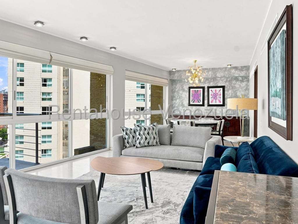 Apartamento en Las Mesetas de Santa Rosa de Lima, Caracas