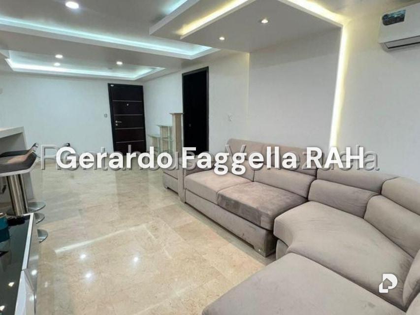 Apartamento en Colinas de La Tahona, Caracas – 2