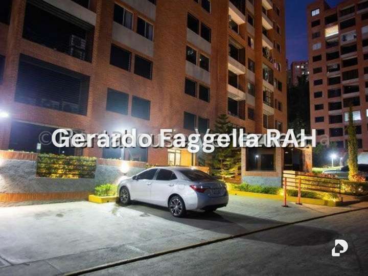 Apartamento en Colinas de La Tahona, Caracas – 15