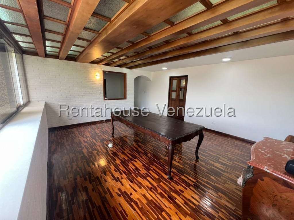 Apartamento en Santa Rosa de Lima, Caracas