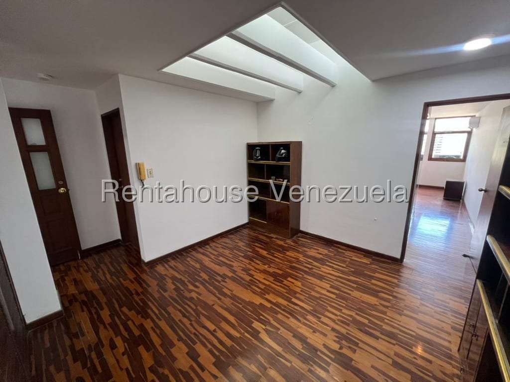 Apartamento en Santa Rosa de Lima, Caracas