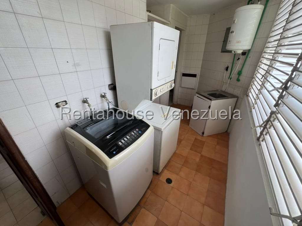 Apartamento en Santa Rosa de Lima, Caracas