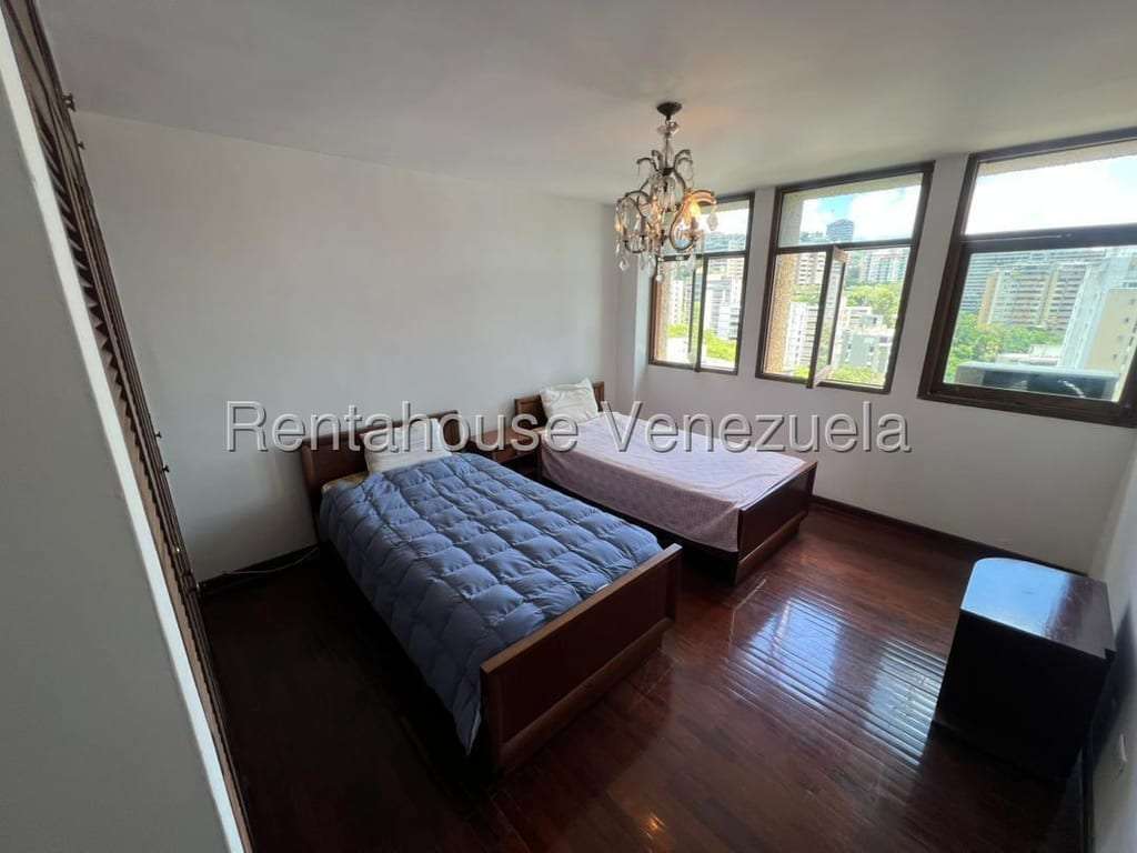 Apartamento en Santa Rosa de Lima, Caracas