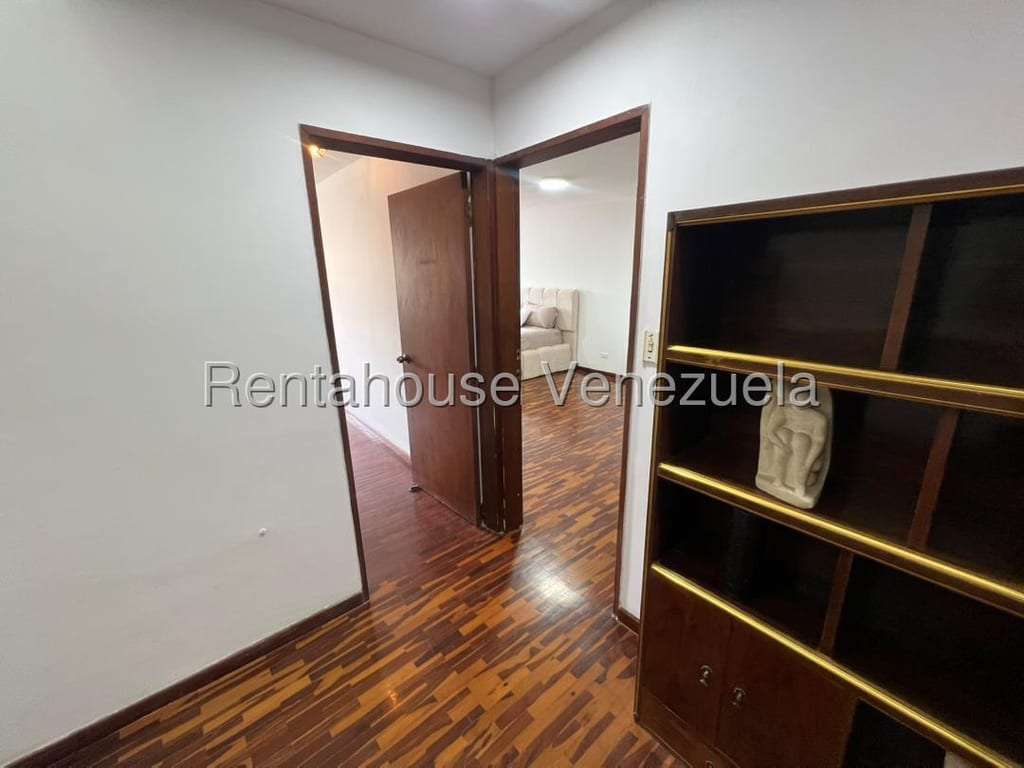Apartamento en Santa Rosa de Lima, Caracas