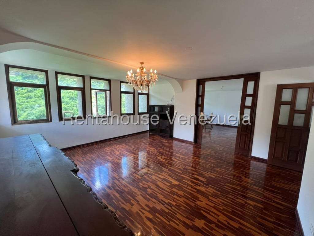 Apartamento en Santa Rosa de Lima, Caracas