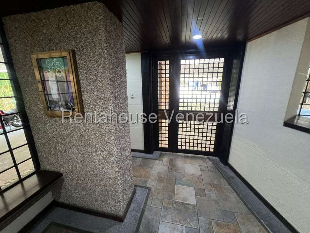 Apartamento en Santa Rosa de Lima, Caracas