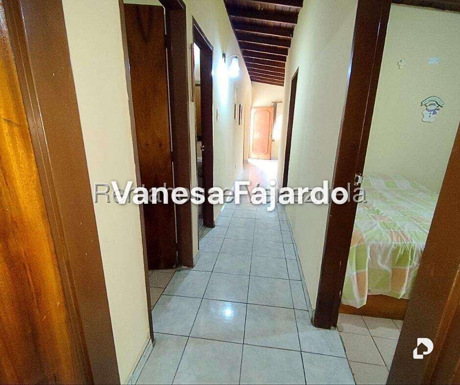 Casa en La Mora II, La Victoria – 21