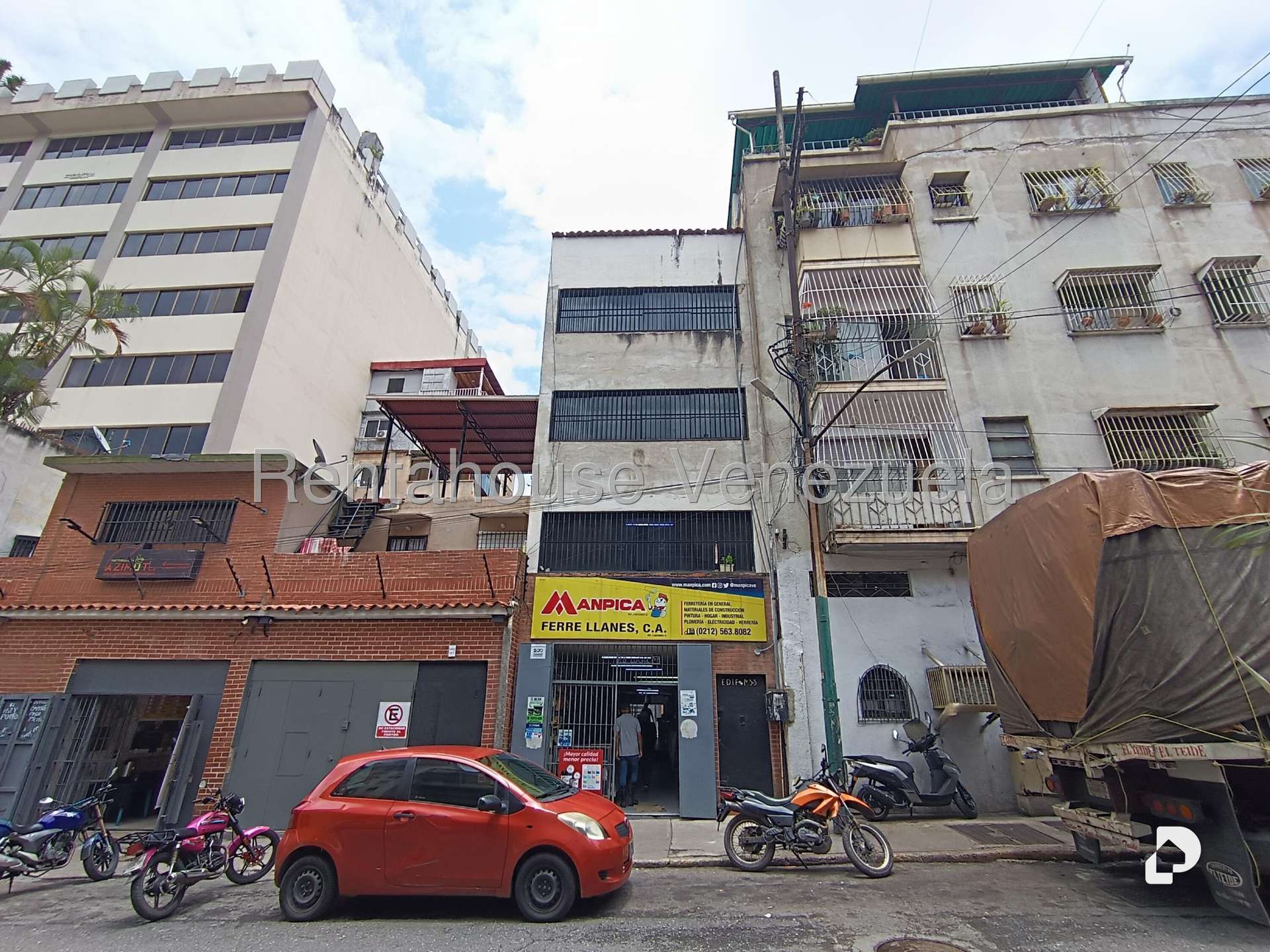 Local comercial en Parroquia Altagracia, Caracas – 1