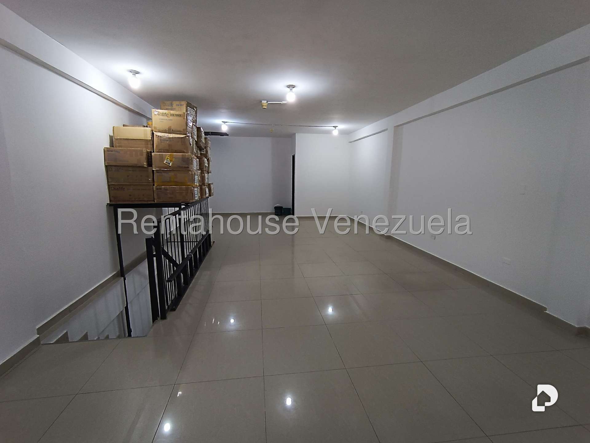 Local comercial en Parroquia Altagracia, Caracas – 17