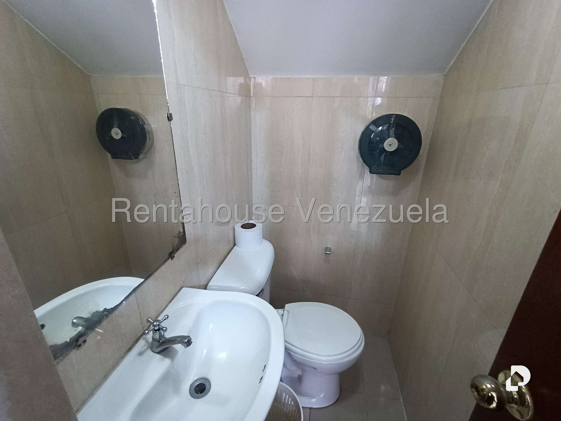 Local comercial en Parroquia Altagracia, Caracas – 7