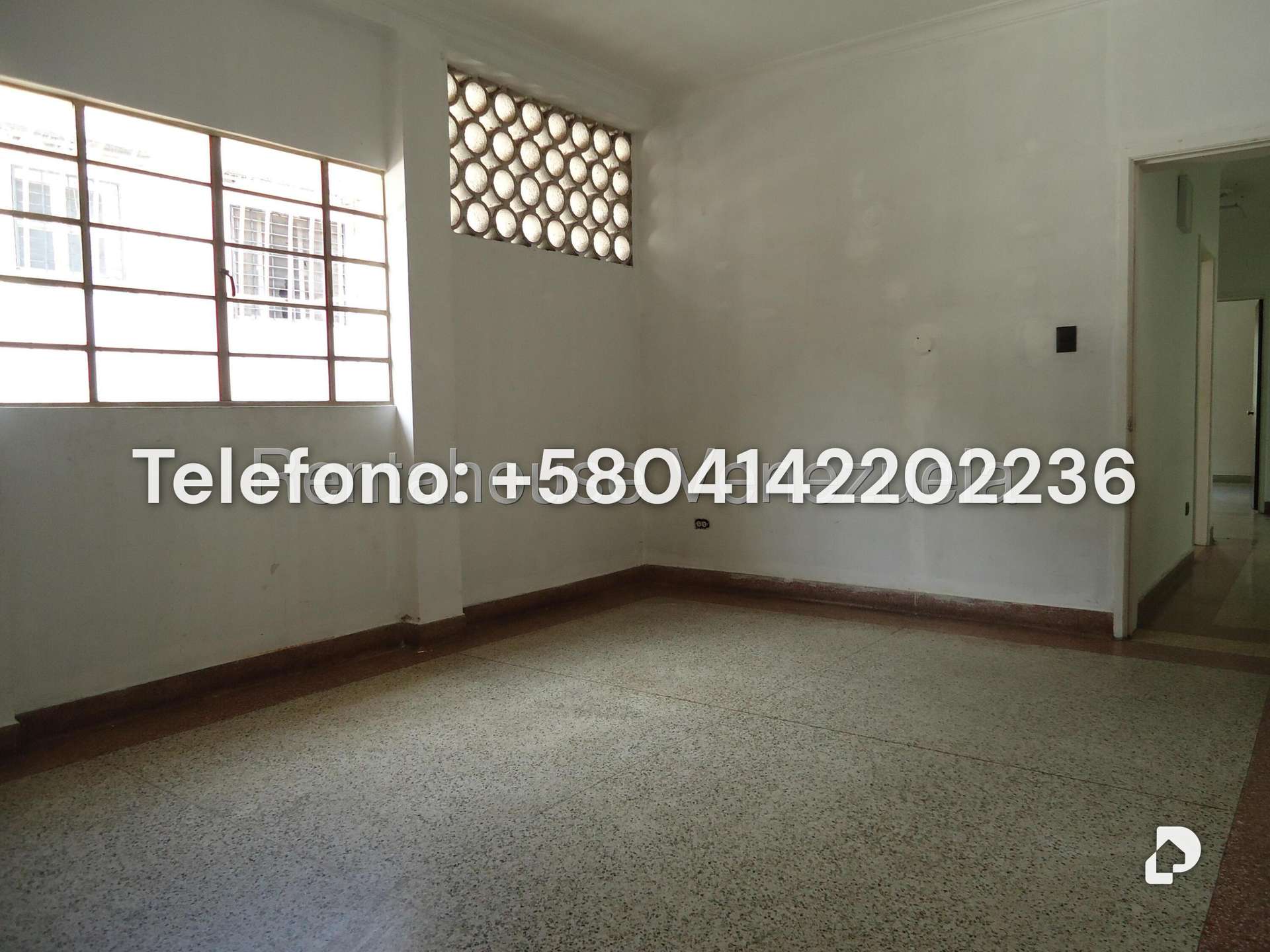 Casa en Las Acacias, Caracas – 25