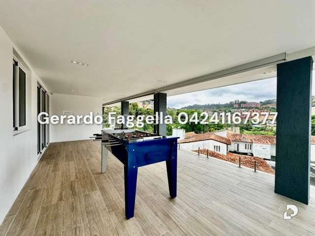 Casa en Lomas De La Trinidad, Caracas – 20