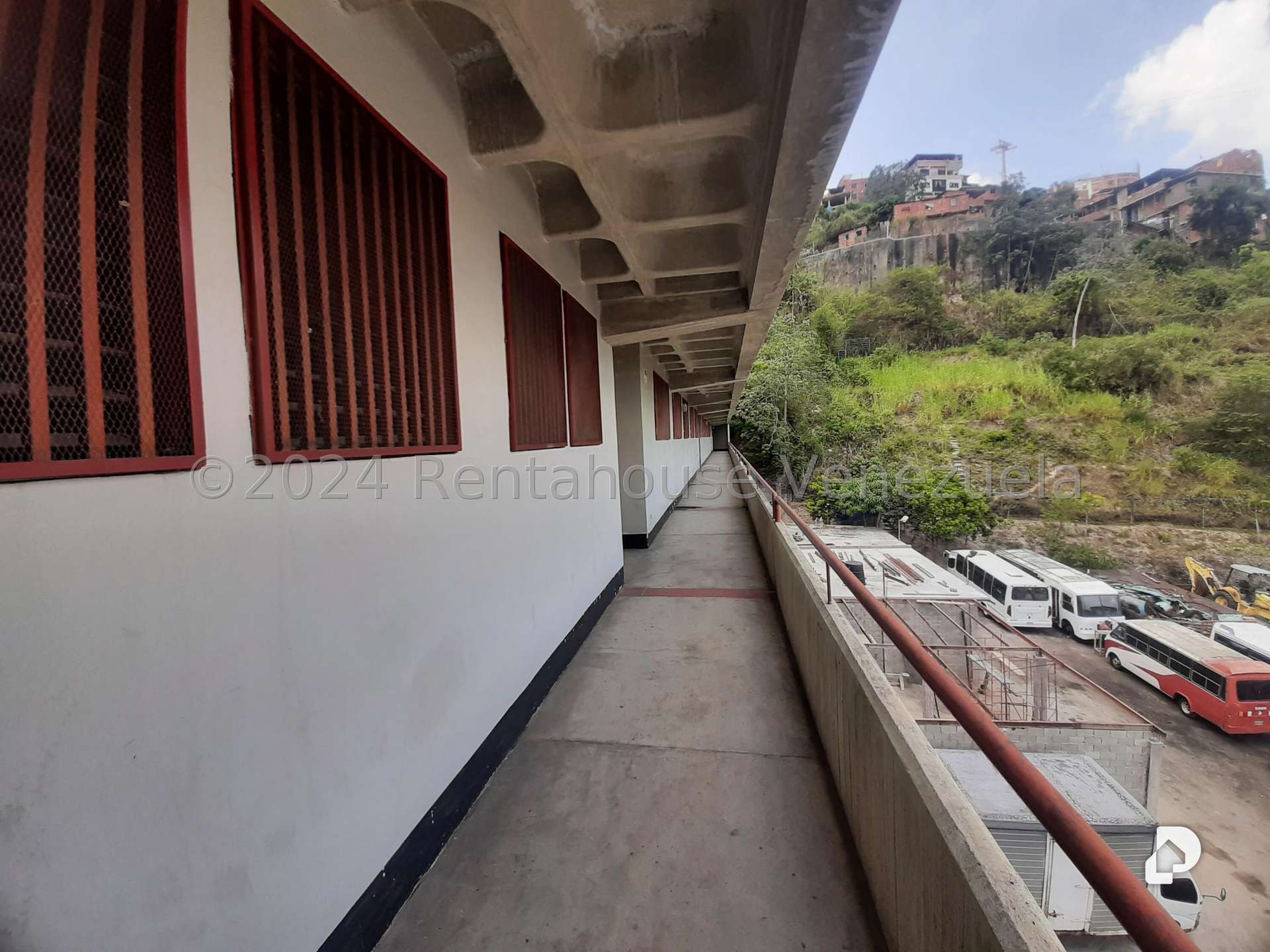 Edificio en Palo Verde, Caracas – 19