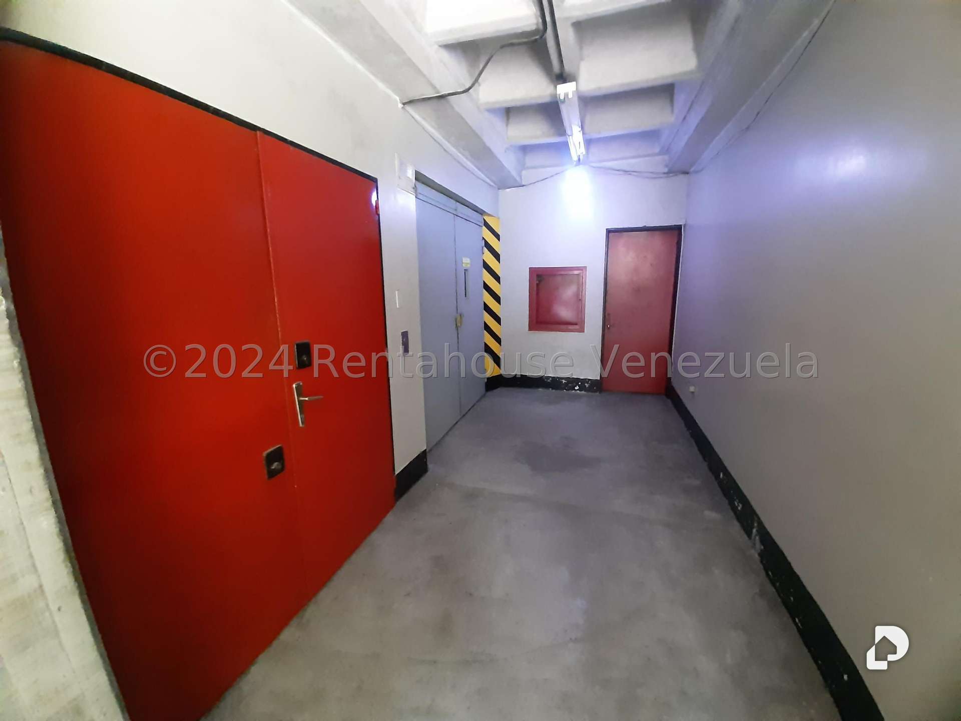 Edificio en Palo Verde, Caracas – 16