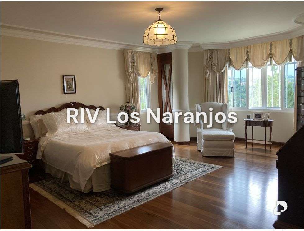 Casa en Lomas de La Lagunita, Caracas – 26