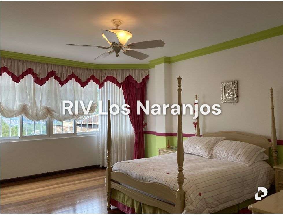 Casa en Lomas de La Lagunita, Caracas – 31