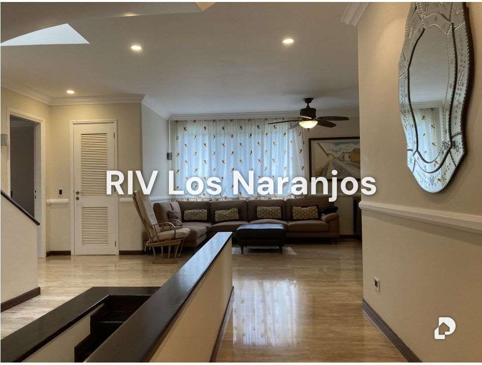 Casa en Lomas de La Lagunita, Caracas – 37