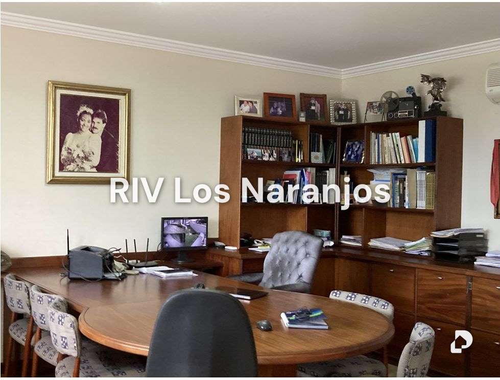 Casa en Lomas de La Lagunita, Caracas – 41