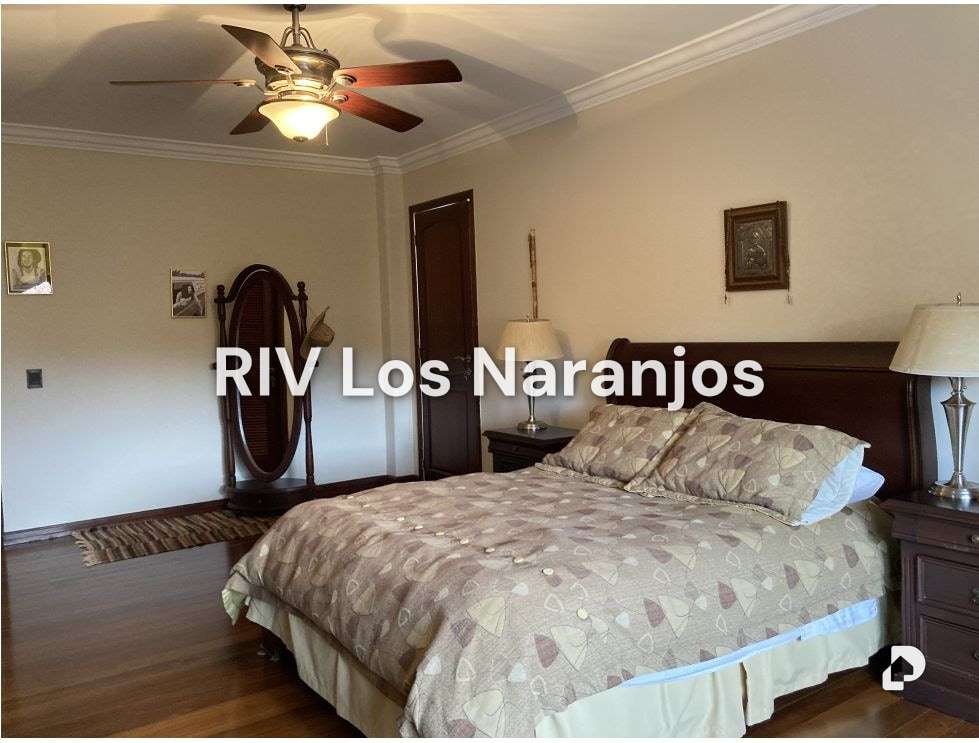 Casa en Lomas de La Lagunita, Caracas – 33