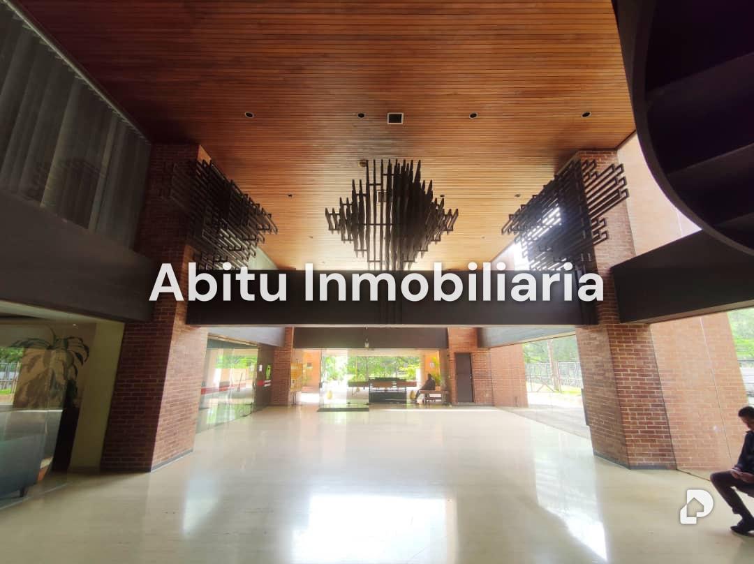 Oficina en Chuao, Caracas – 2