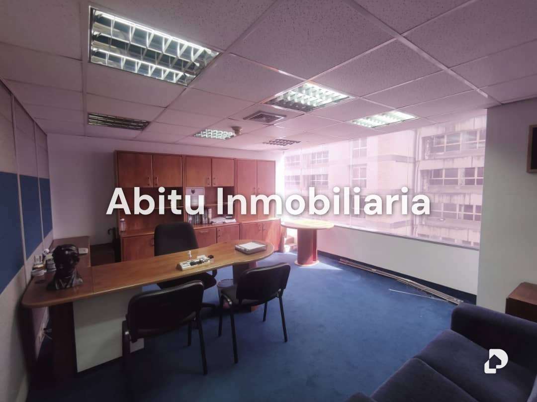 Oficina en Chuao, Caracas – 8