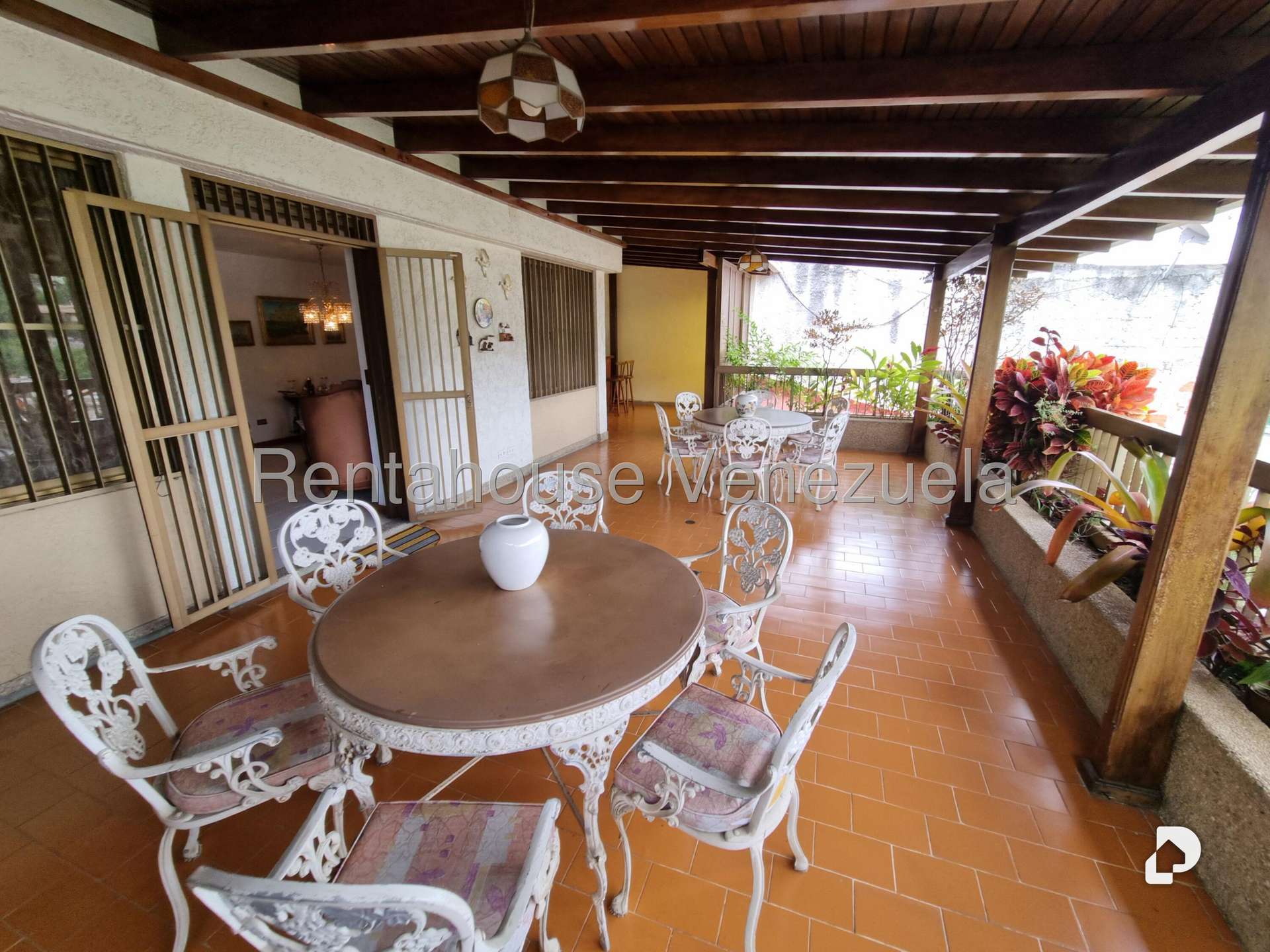Casa en Colinas de Bello Monte, Caracas – 27