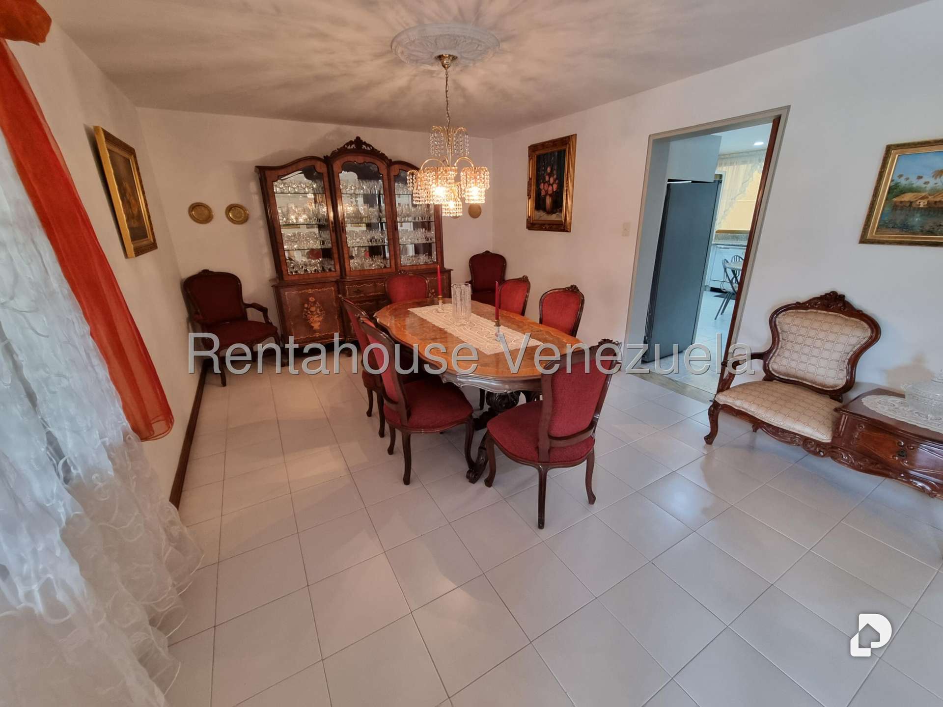 Casa en Colinas de Bello Monte, Caracas – 24